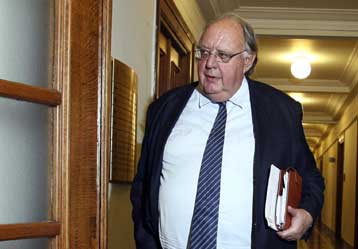 Θα ήθελα κάποιοι να μπουν φυλακή, δηλώνει ο Θ.Πάγκαλος για την υπόθεση Siemens