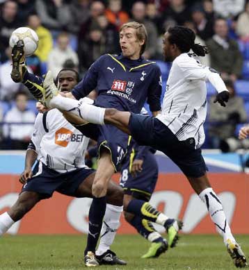 Ανοιχτοί λογαριασμοί για Τότεναμ και Μπόλτον