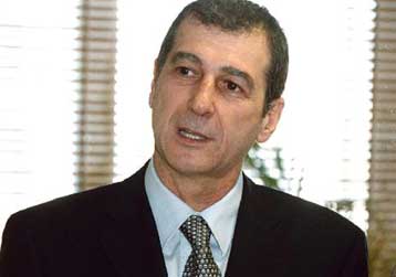 «Ό,τι έγινε, έγινε φανερά» λένε για τη συμφωνία του 2001 με την Goldman Sachs