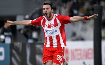 «Ο Τοροσίδης θέλει να φύγει αλλά ο ΟΣΦΠ θέλει να χτίσει γύρω του» λέει ο μάνατζέρ του