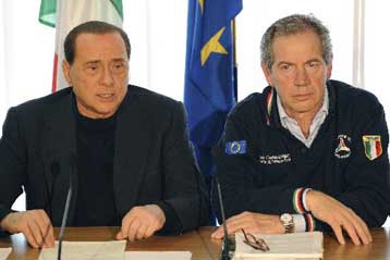 Γύρω από νέο σκάνδαλο με συνεργάτη του Μπερλουσκόνι στροβιλίζεται η Ιταλία