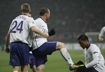 Προβάδισμα Λιόν και Μάντσεστερ έναντι Ρεάλ και Μίλαν