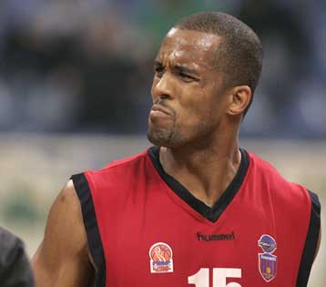 Με τον Αμερικανό πάουερ φόργουορντ Κρις Όουενς συμφώνησε ο Πανελλήνιος