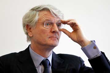 Η «ευρωδιάσωση» θα στοιχίζει 320 δισ. ευρώ, σύμφωνα με την BNP Paribas