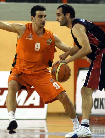 Ο Καλαμπόκης οδήγησε τον Πανιώνιο σε νίκη επί της Ολύμπιας στη Λάρισα με 67-62