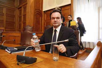 Νόμιμη η συμφωνία με την Goldman Sachs λέει ο υπουργός Οικονομικών