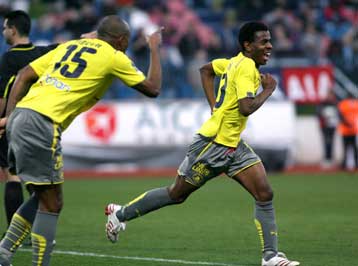 Με ανατροπή στο φινάλε, η Καβάλα απέκλεισε τον Πανιώνιο στη Ν. Σμύρνη