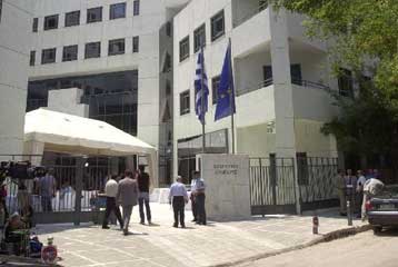 Απόφαση-σταθμός του Ελεγκτικού Συνεδρίου για τη μονιμοποίηση των συμβασιούχων