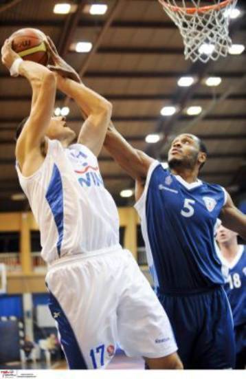 Χαλάρωσε αλλά δεν το πλήρωσε ο Πανελλήνιος και 85-77 τα Τρίκαλα