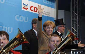 Αποστάσεις Μέρκελ από Βεστερβέλε για το σύστημα κοινωνικής πρόνοιας