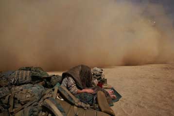 Αφγανοί αστυνομικοί έπεσαν νεκροί από ΝΑΤΟϊκά πυρά