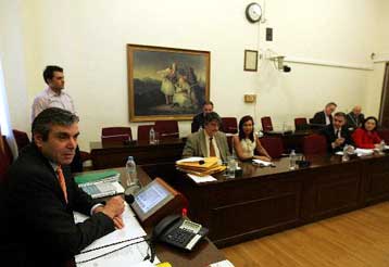 Με δύο καταθέσεις συνεχίστηκαν οι εργασίες της Εξεταστικής για το Βατοπαίδι