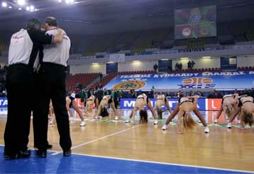 Οι πέντε υποψήφιοι διαιτητές για τον τελικό του Κυπέλλου μπάσκετ