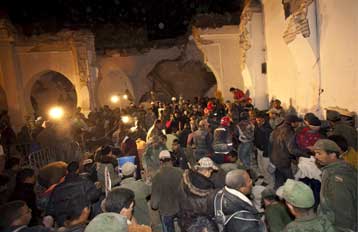 Τριάντα οκτώ νεκροί από κατάρρευση μιναρέ στο Μεκνές του Μαρόκου