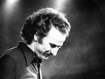 Συναυλία στη μνήμη του Νίκου Ξυλούρη την Κυριακή στο Ποδηλατοδρόμιο του ΟΑΚΑ