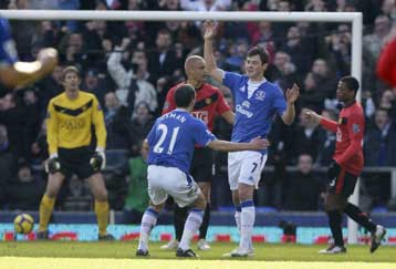 Ήττα της Μ.Γιουνάιτεντ από την Έβερτον, στο +4 η Τσέλσι