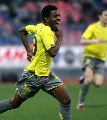 Νίκη της Καβάλας επί της Ξάνθης (2-1) με ανατροπή και… υπογραφή