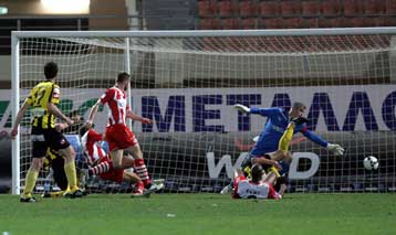 Ο Εργοτέλης στέρησε από τον Ολυμπιακό την επιστροφή κορυφή, 1-1 στο φινάλε