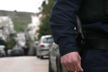 Ένταση στο κέντρο της Λάρισας από συμπλοκή εθνικιστών και αντιεξουσιαστών