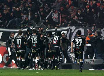 «Τούμπα» το πρωτάθλημα, ο Παναθηναϊκός νιώθει τις ανάσες Ολυμπιακού και ΠΑΟΚ