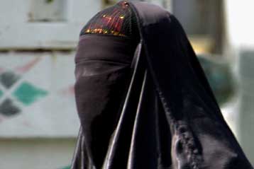 Πρόσβαση στα δικαστήρια αποκτούν οι γυναίκες-δικηγόροι στη Σαουδική Αραβία