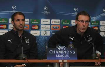 Ο Μπλαν μοίρασε τις πιθανότητες πρόκρισης ανάμεσα σε Ολυμπιακό και Μπορντό