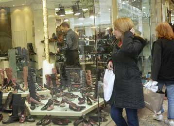 Την ριζική διαφωνία του με μια αύξηση του ΦΠΑ δηλώνει ο Εμπορικός Σύλλογος Αθήνας