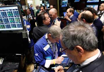 Χαμηλότερα οι ευρωπαϊκές αγορές και η Γουόλ Στριτ τη Δευτέρα