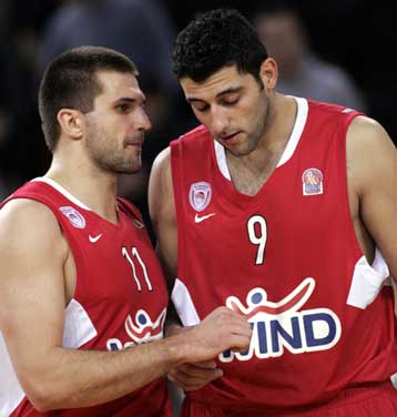 Ατομικό πρόγραμμα ο Μπουρούσης, ενοχλήσεις στους προσαγωγούς ο Κλέιζα