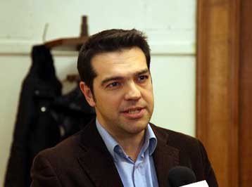 Ερώτηση Τσίπρα για τα έκτακτα μέτρα και την άρση της μονιμότητας στο Δημόσιο