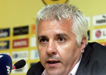 Πάλη μέχρι τελευταίας ρανίδας για τη σωτηρία της Λάρισας, ζήτησε ο Παπακώστας