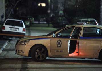 Ληστεία με λεία 200.000 ευρώ από πάνοπλους δράστες στην Ελευσίνα