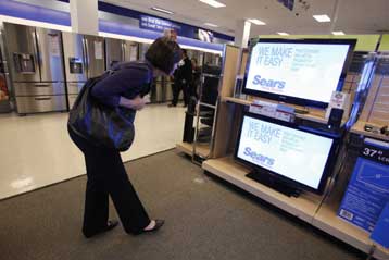 Απροσδόκητη «βουτιά» ένδεκα μονάδων για την καταναλωτική εμπιστοσύνη στις ΗΠΑ