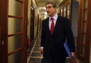 Αμεσα προς έγκριση στο υπουργικό Συμβούλιο το νομοσχέδιο για τις εργασιακές σχέσεις