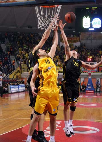 Ο Αρης έκανε… άλμα κόντρα στην Αλμπα για την πρόκριση