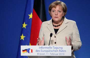 Σε δύσκολη κατάσταση το ευρώ, αλλά θα αντέξει, λέει η Ανγκελα Μέρκελ