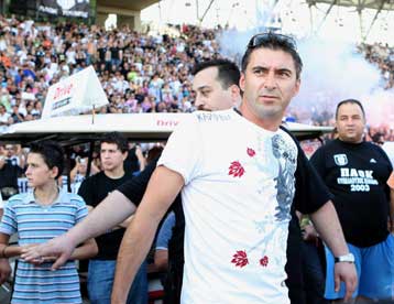 Ζαγοράκης υπέρ οπαδών και ανακοίνωση κατά της Ξάνθης