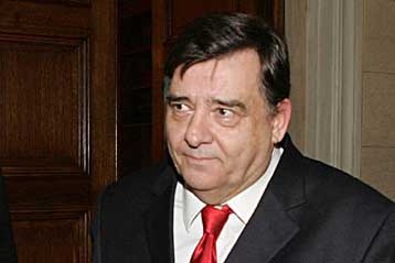 Σε άξονα ευθύνης οι σκέψεις του υπ.Εργασίας για το ασφαλιστικό είπε ο Γ.Καρατζαφέρης