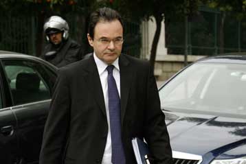 Aνοίγει μετά το Πάσχα το ζήτημα των κλειστών επαγγελμάτων