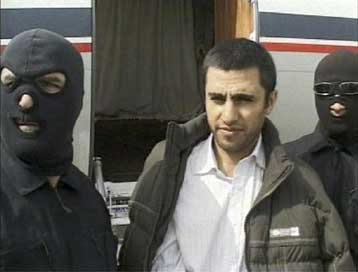 Διαψεύδουν οι ΗΠΑ ότι βοήθησαν ηγέτη σουνιτικής εξτρεμιστικής οργάνωσης