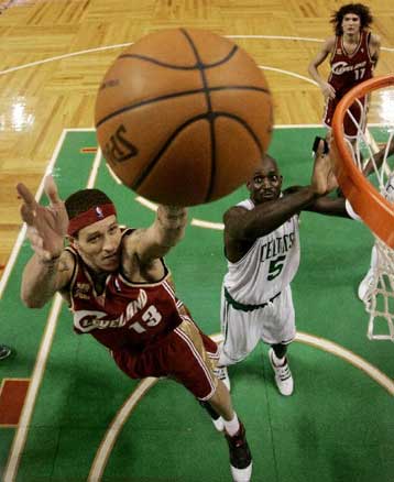 Σόου του ΛεΜπρον Τζέιμς στη Βοστόνη