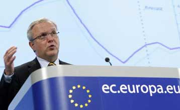 Η ευρωζώνη είναι έτοιμη να βοηθήσει οικονομικά την Ελλάδα, επαναλαμβάνει η Κομισιόν