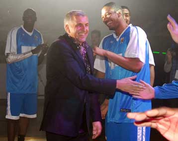 Προληπτικά εκτός ο Πέκοβιτς, στην προπόνηση ο Παύλος Γιαννακόπουλος