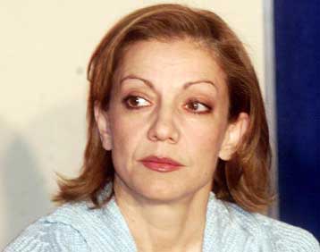 Γκαζάκια στο πολιτικό γραφείο της Π.Ζούνη