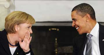 Η κρίση στην Ελλάδα στην ατζέντα της τηλεδιάσκεψης Ομπάμα-Μέρκελ-Μπράουν