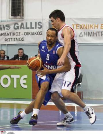 Ο Πανελλήνιος πήρε το ντέρμπι στην έδρα του Πανιωνίου με 87-85