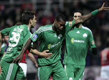 ΠΑΟ μόνος στην κορυφή μέσω Πλατείας, νίκες για Ολυμπιακό, Αρη, Λεβαδειακό και Καβάλα