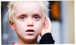 Ακουστικές παραισθήσεις έχει ένα στα δέκα παιδιά