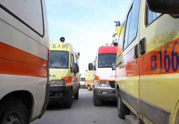 Τετράωρη στάση εργασίας στο ΕΚΑΒ την Τετάρτη