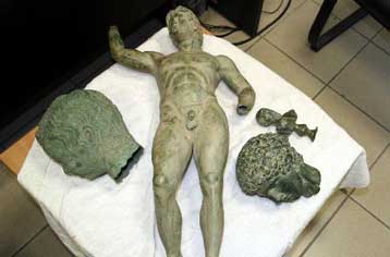 Αγαλμα του Μεγάλου Αλεξάνδρου βρέθηκε στην κατοχή αρχαιοκαπήλων